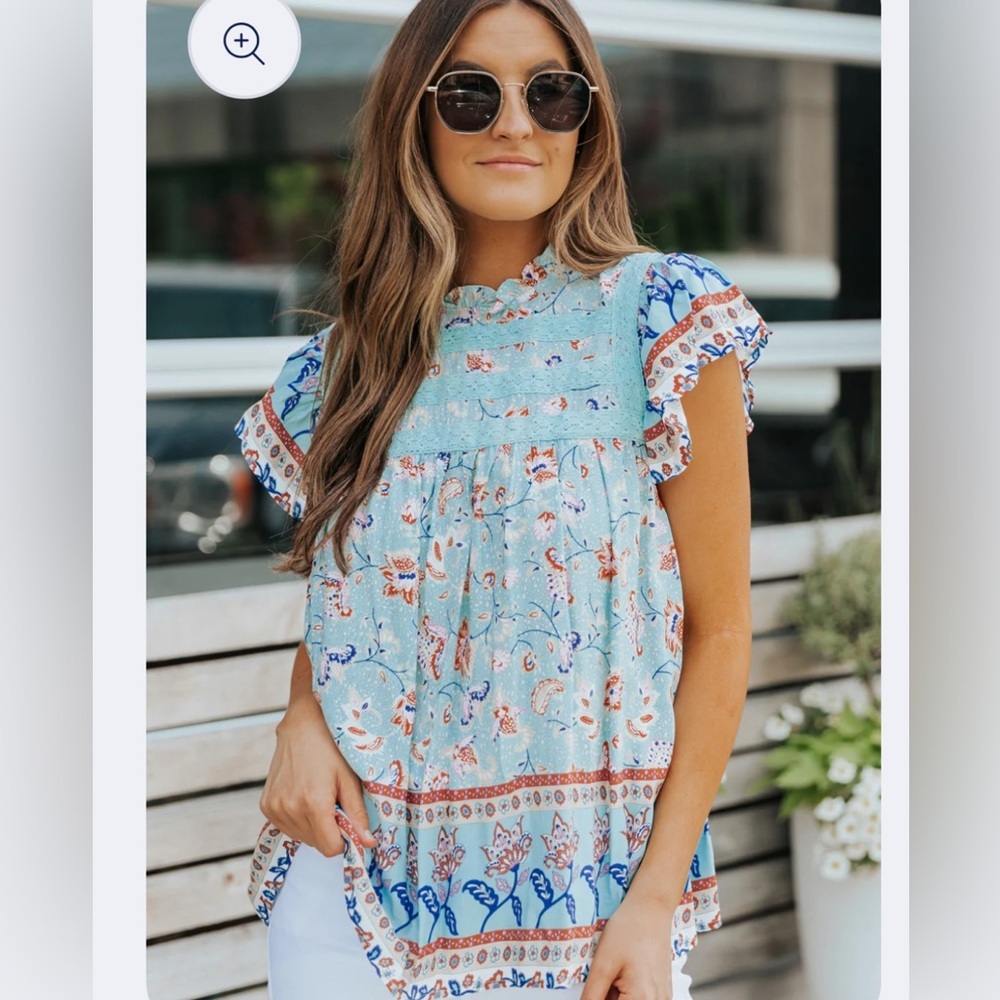 Women Boho Floral Mint Sz M Sleeveless Blouse CrewNeck Ruffle Trim Casual Spring